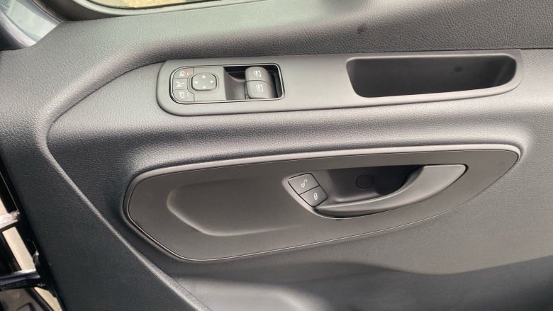 Mercedes-Benz Sprinter 315Cdi L2 Diesel Rwd 3.5t H2 Pro Van